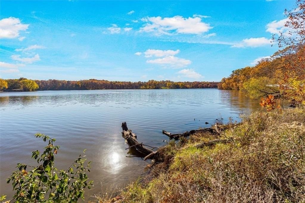 Lakefront Lots in Excelsior Springs