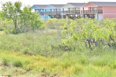 Rockport Land Near Amenities