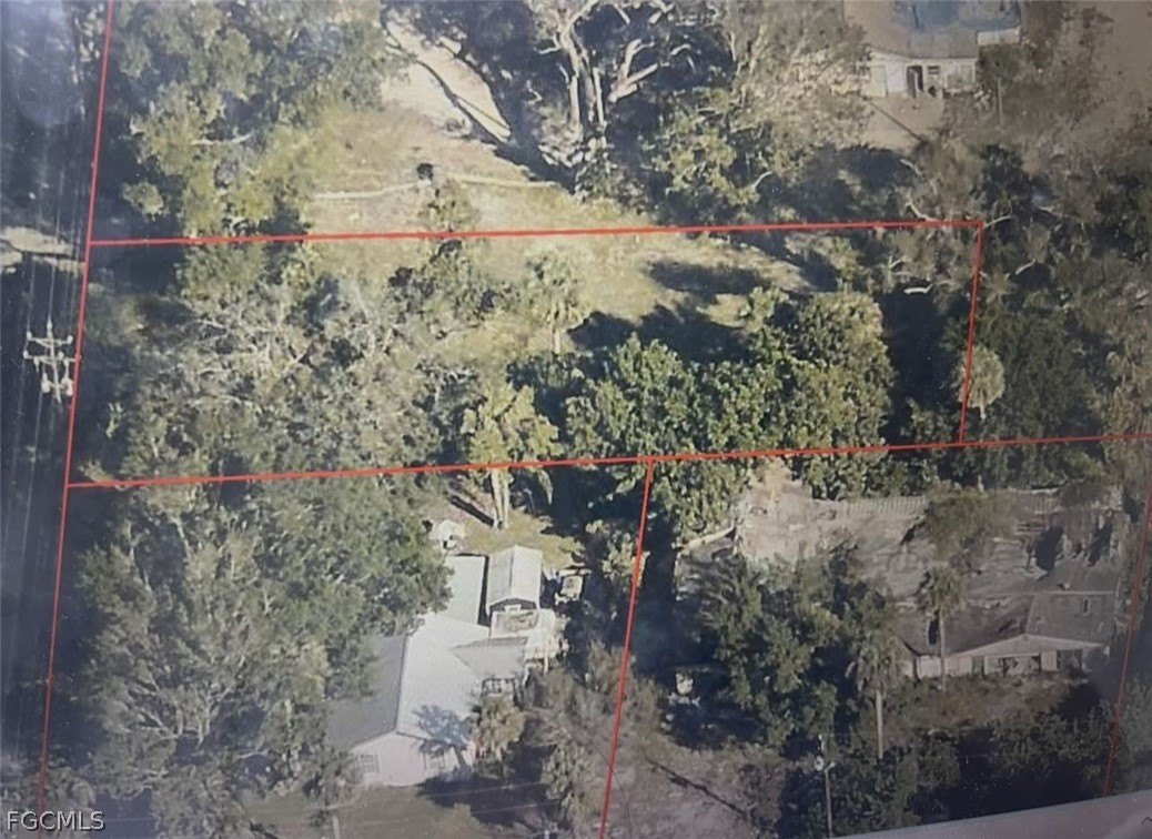 Land in Growing Florida Region