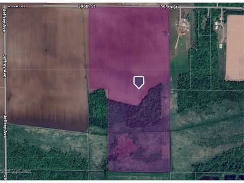 Versatile Acreage in North Branch
