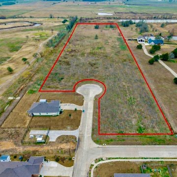 10-Acre Homesite Near Golf Course