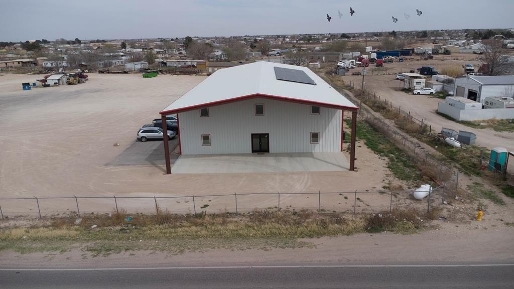 Spacious Office and Mechanic Shop