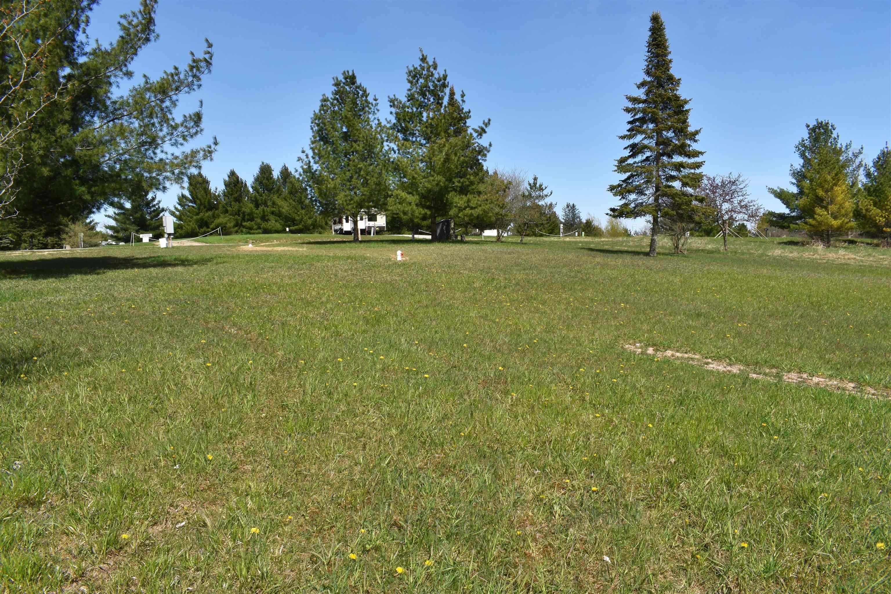 Two Contiguous Lots in Sugar Springs