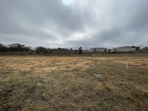 Residential Lot in Avalon Place