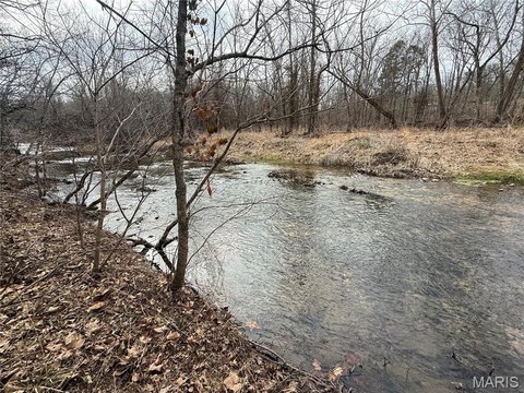 Unrestricted Land with Creek Frontage