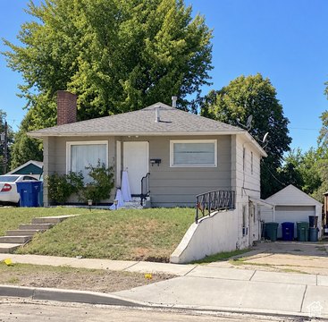 Duplex with Detached Garage
