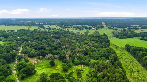 Secluded Acreage Tract with Wildlife
