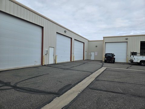 Heated Warehouse Near Interstate 70