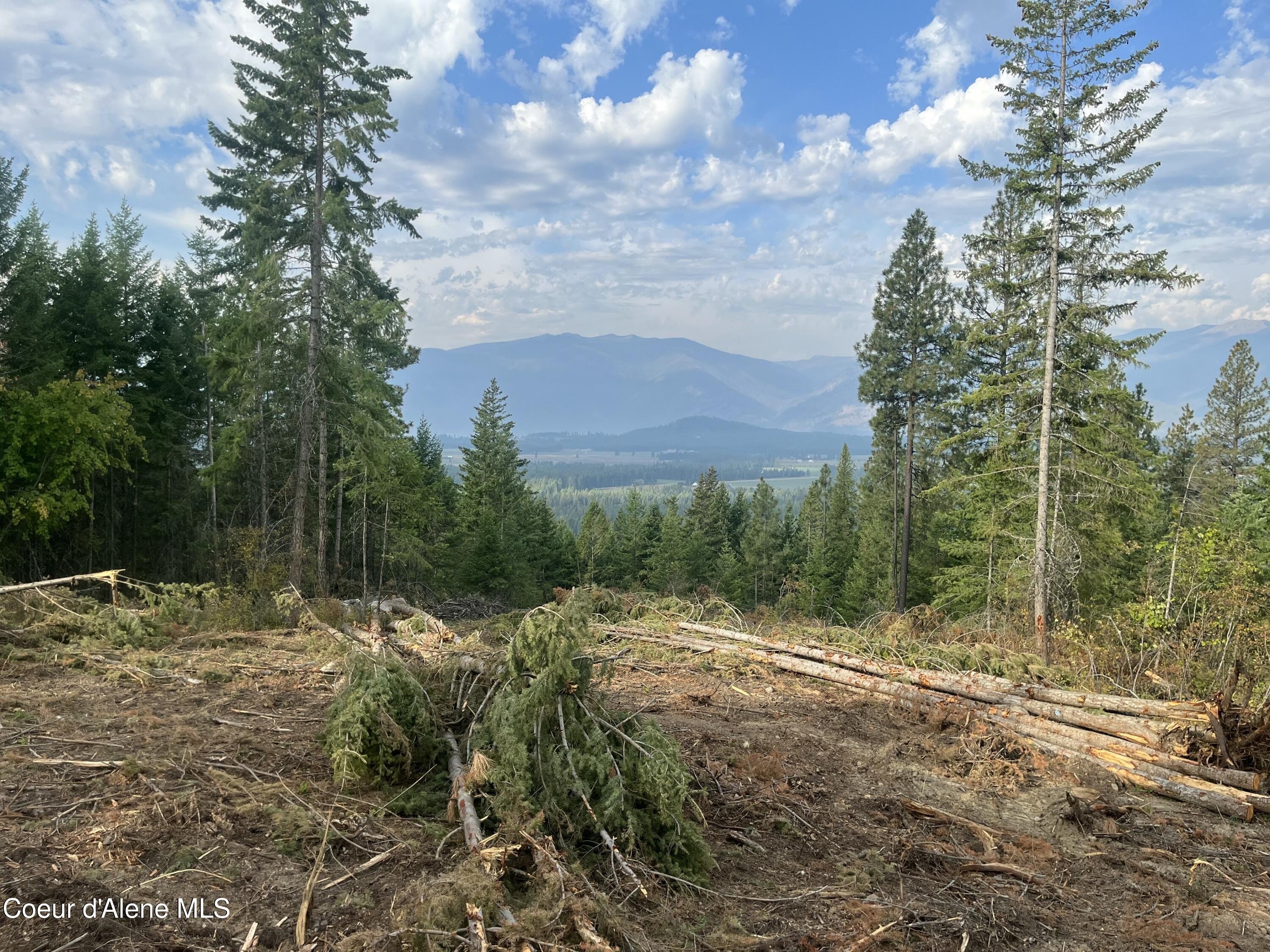 Bonners Ferry Land with Views
