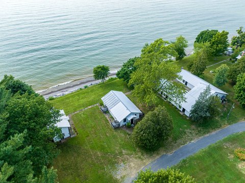 Lakefront Resort with Cabins