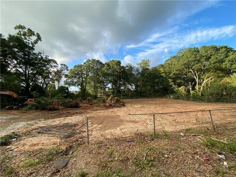 Commercial Land in Riverdale, GA