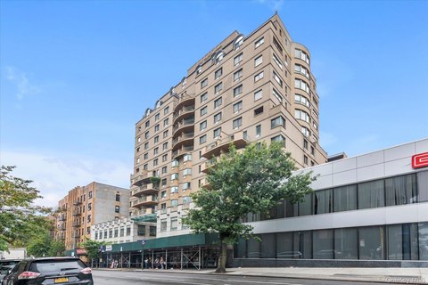 Medical Condo in Downtown Flushing