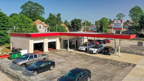 St. Charles Commercial Corner Lot