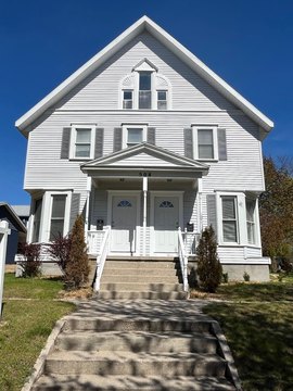 Remodeled Duplex Near Downtown Ludington
