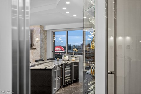 Las Vegas Penthouse with Strip Views