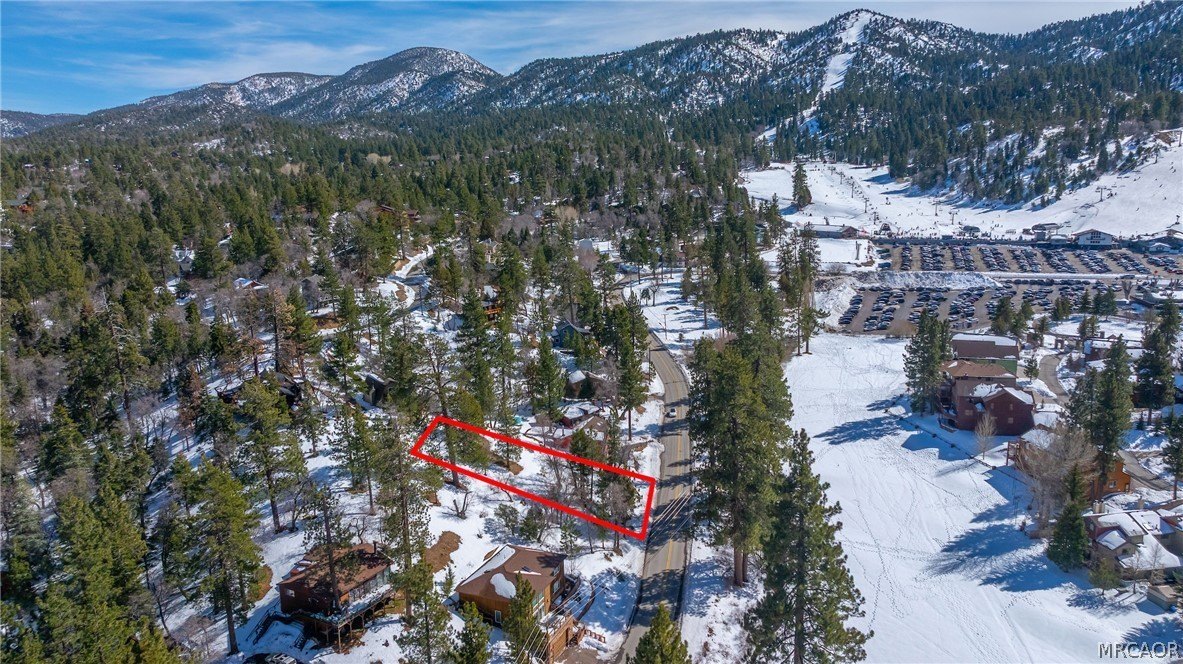 Moonridge Vacant Lot Opportunity