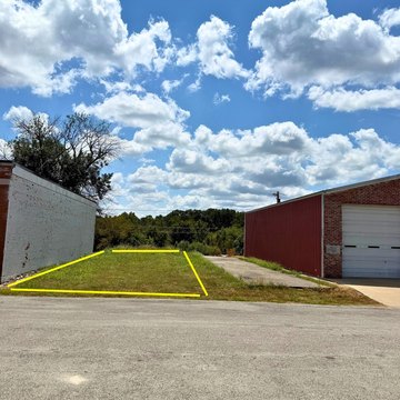 Commercial Lot in Everton, MO