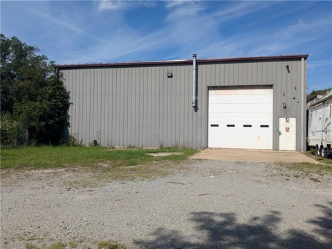 Steel Flex Space with Loading Dock