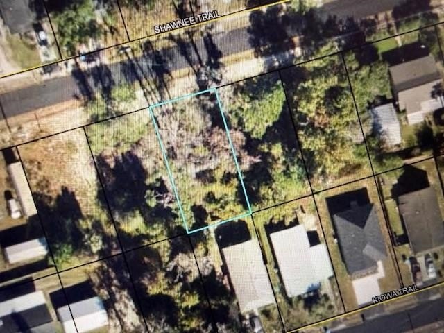 Wooded Lot in Wakulla Gardens