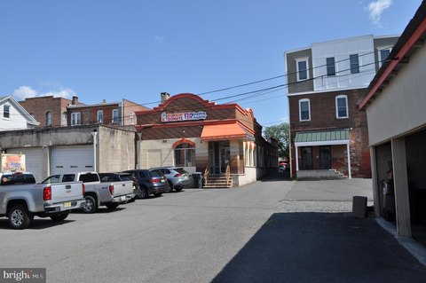 Prime Retail Opportunity Somerville