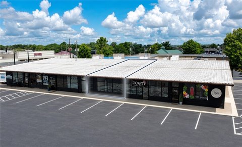 Fayetteville Retail Space Available