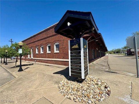 Retail Shop with Patio