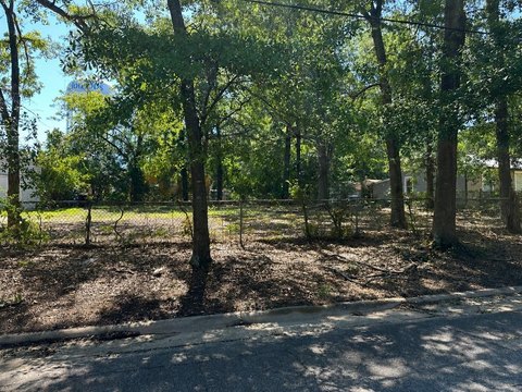 Residential Lot Near University