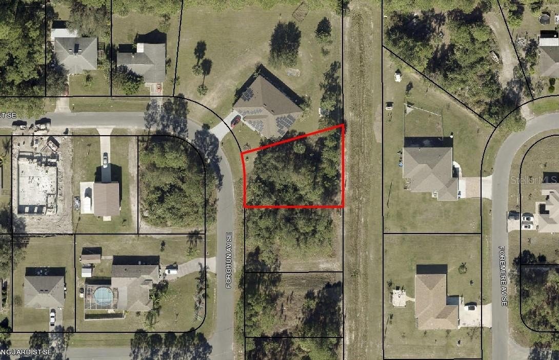 Residential Land in Palm Bay