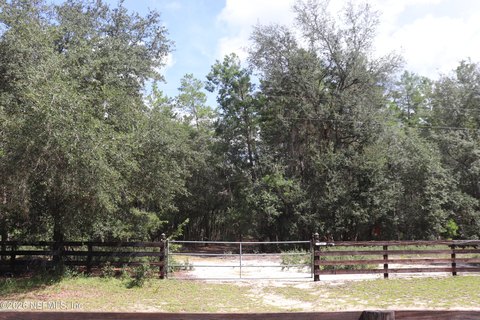 Land, Interlachen, FL
