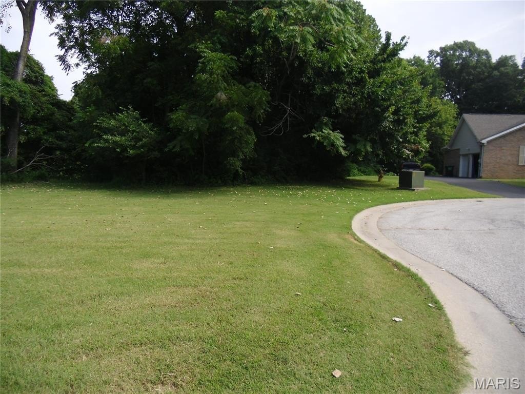 Residential Lot in Fairview Heights