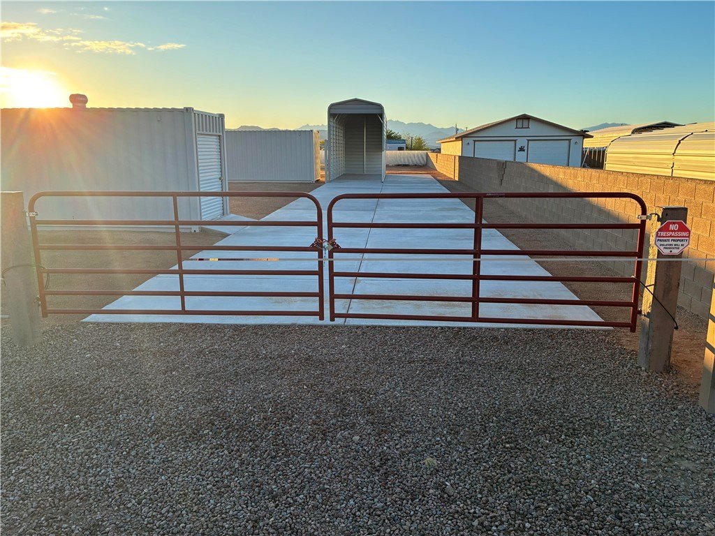 Golden Valley RV/Buildable Lot