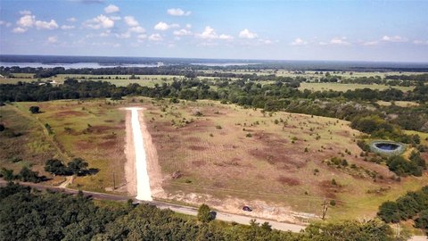 Land, Groesbeck, TX