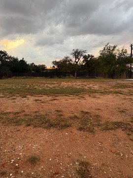 Level Lot in Stone Ridge