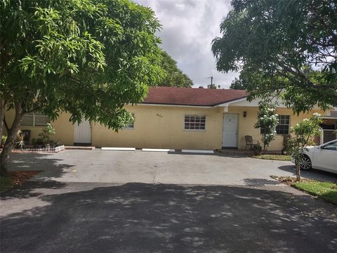Miramar Duplex: Estate Sale