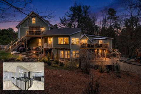 Spacious Multi-Family Property, Brookline, NH