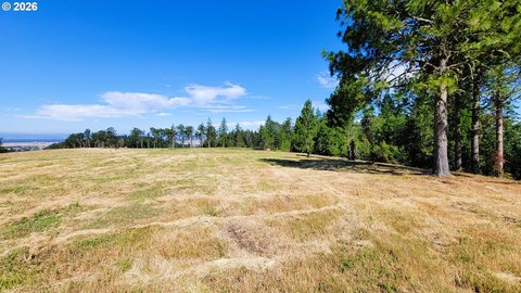 Land, Harrisburg, OR