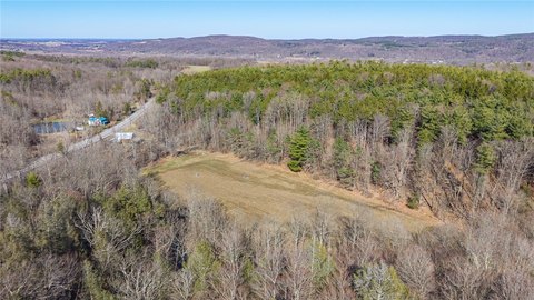 LAND - Canandaigua, NY