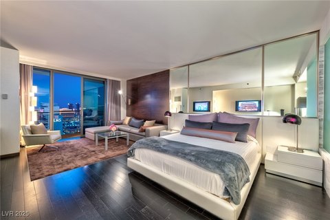 Las Vegas Strip View Condo