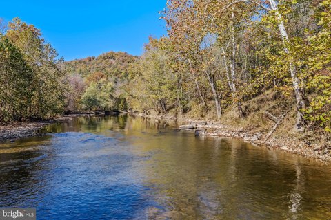 Land, GREAT CACAPON, WV
