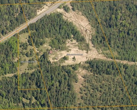 Old Farmstead Acreage for Sale