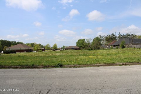 Southaven Commercial Lot For Sale