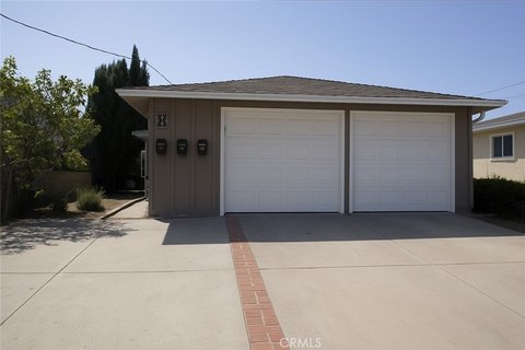 San Pedro Triplex with Garage