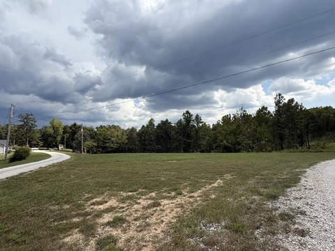 Land, Louisa, KY