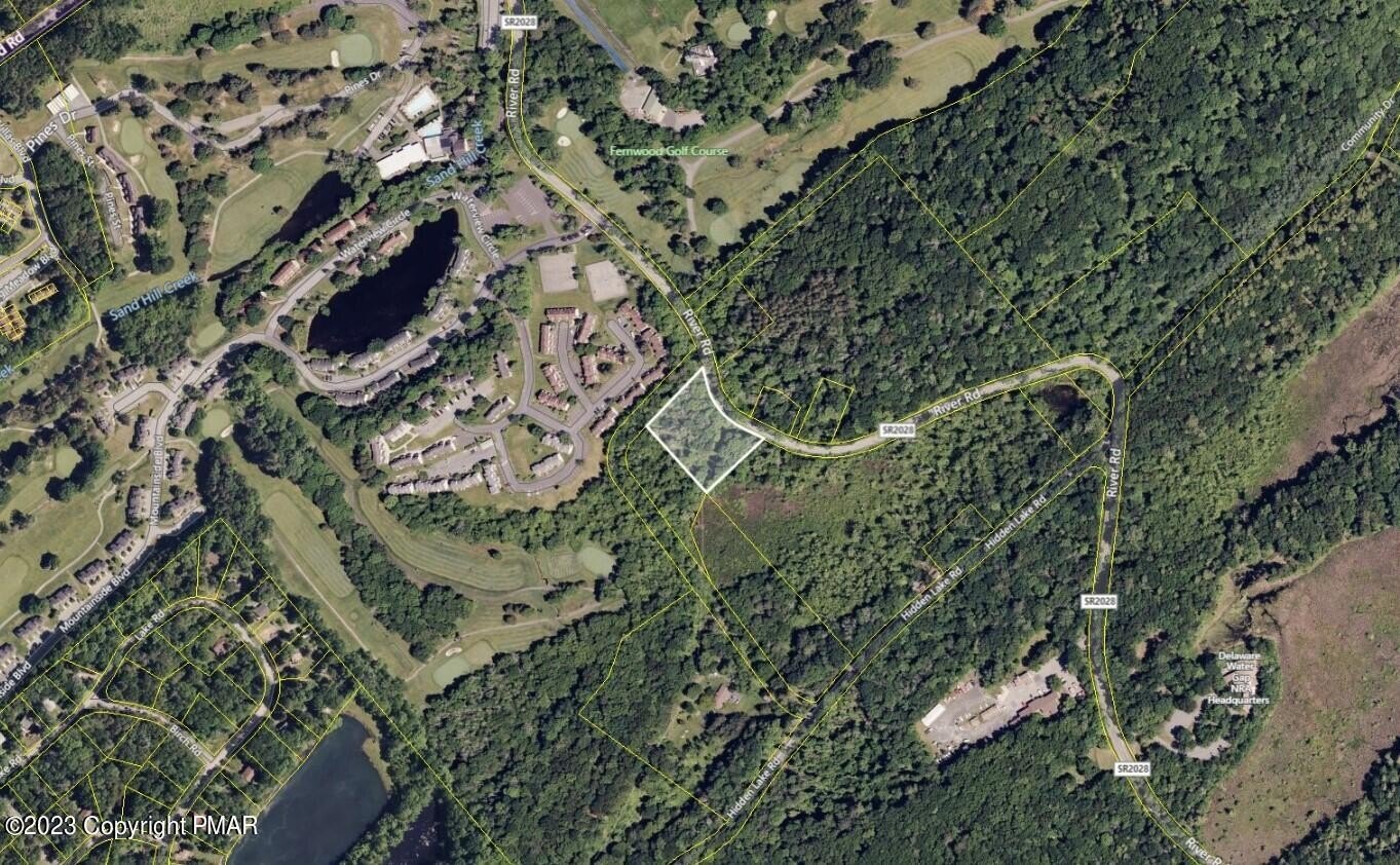 Commercial Land Near Delaware River