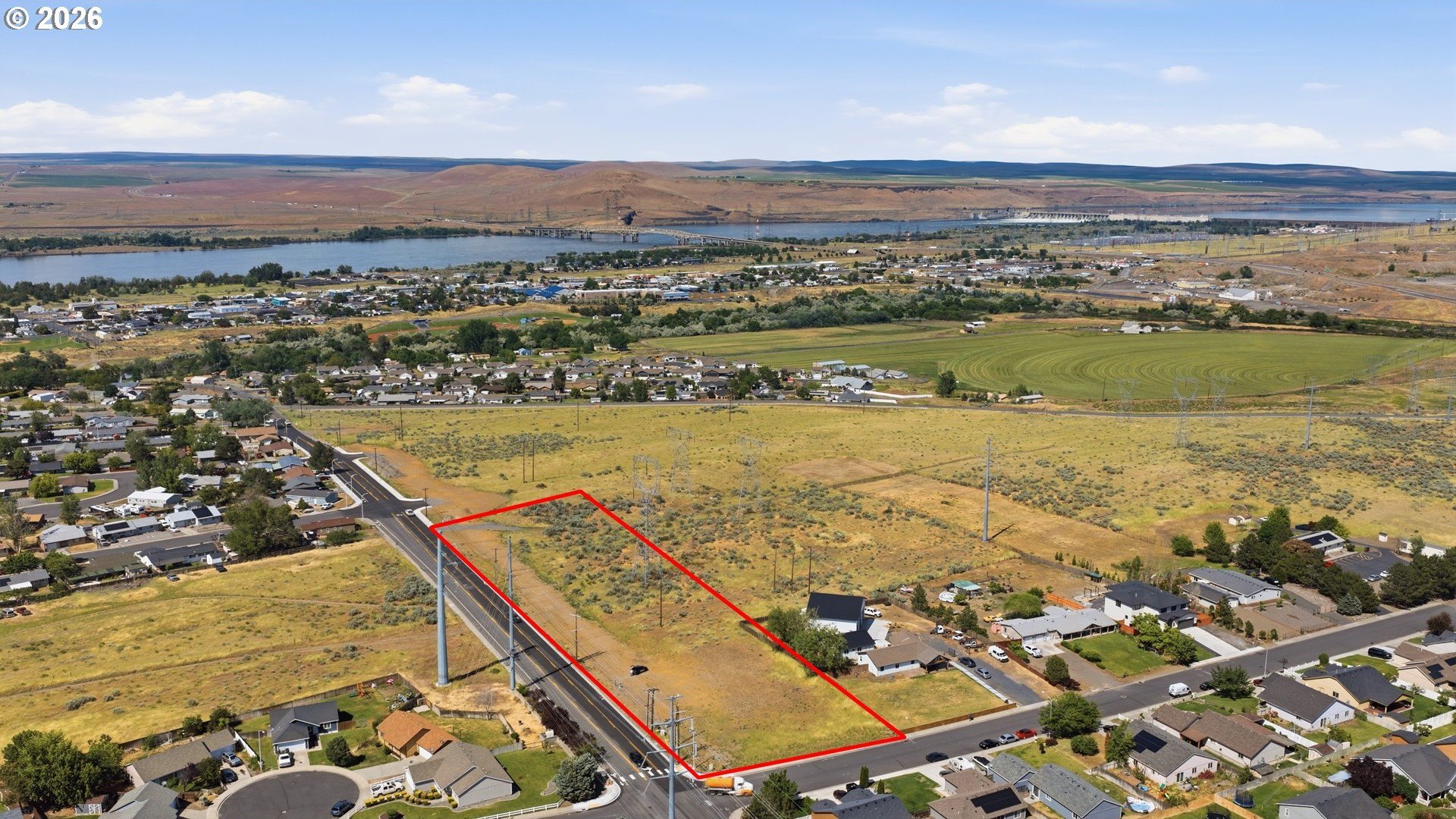 Umatilla Land with River Views