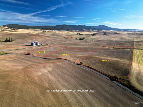 Land with Palouse Views