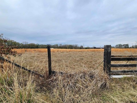 Land, Mineola, TX