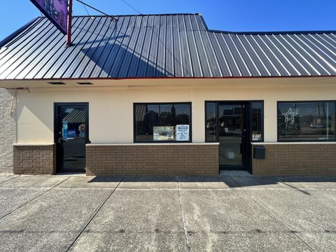 Former Restaurant and Bar