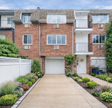 Renovated Multi-Family with Parking Garage