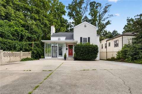 Quadplex Near UNC-G